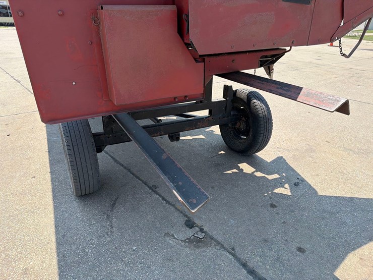 case-ih-1063-image-15