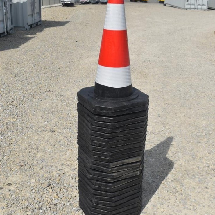 SAFETY CONES 48540