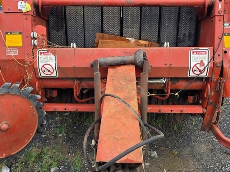 hesston-5585-image-19