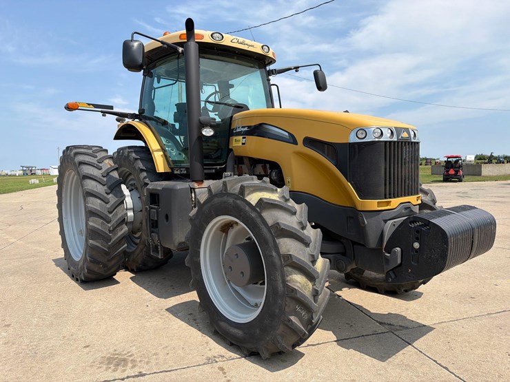 2011-challenger-mt675c-image-3