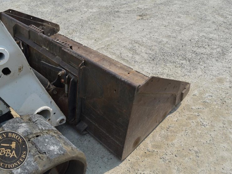 2019-bobcat-t740-image-21