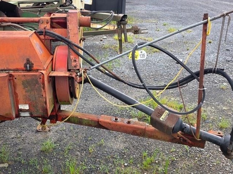 internatinal-435i-square-baler-image-6