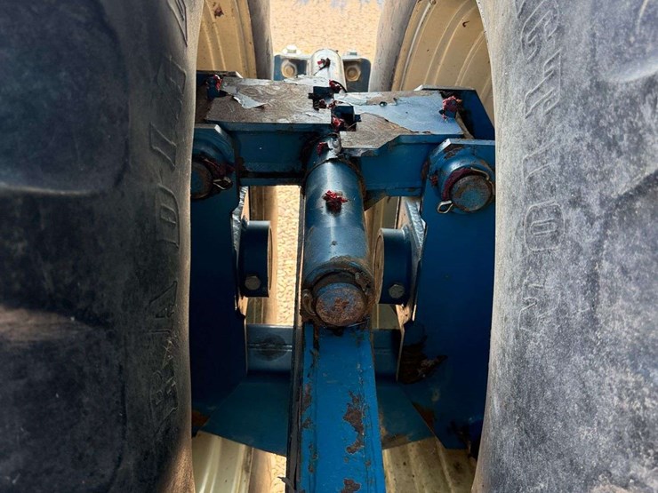 2002-kinze-1050-image-12