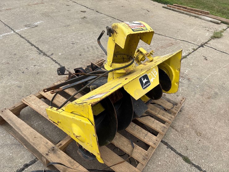 john-deere-338-image-2