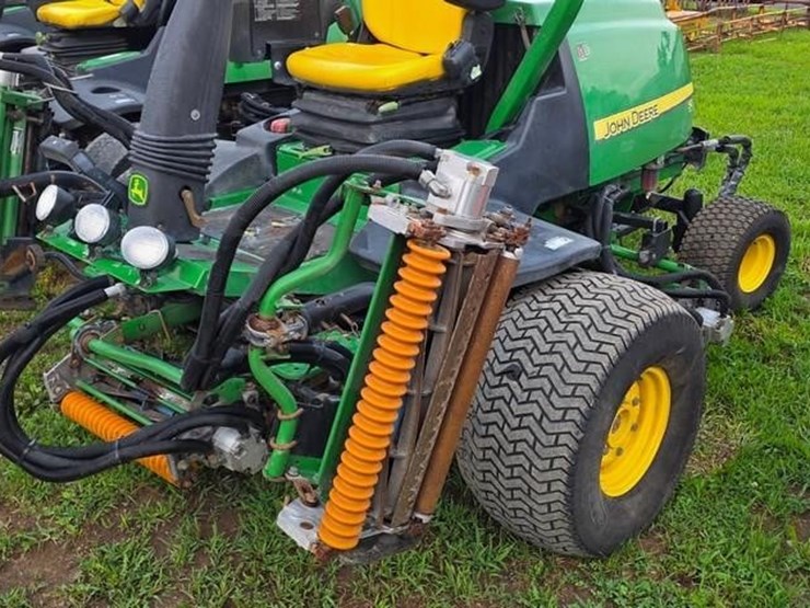 2011-john-deere-7500-image-24