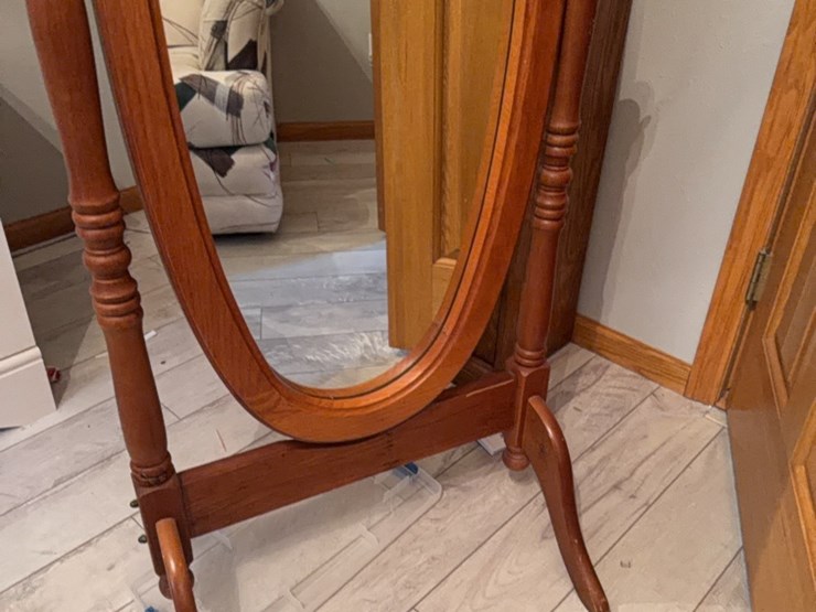 freestanding-full-length-mirror-image-9