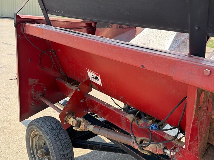 case-ih-1063-image-19