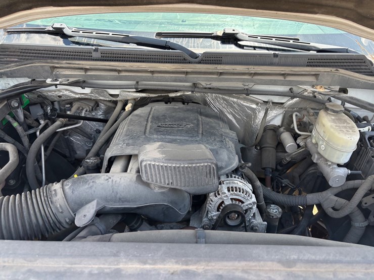 2016-gmc-2500hd-image-16
