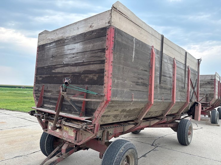 roorda-16ft-rear-unload-silage-wagon-image-15