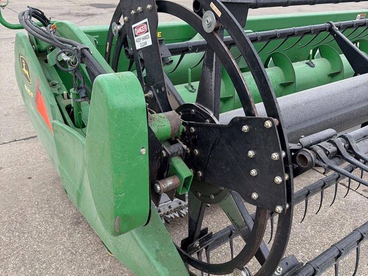2009-john-deere-635f-image-15