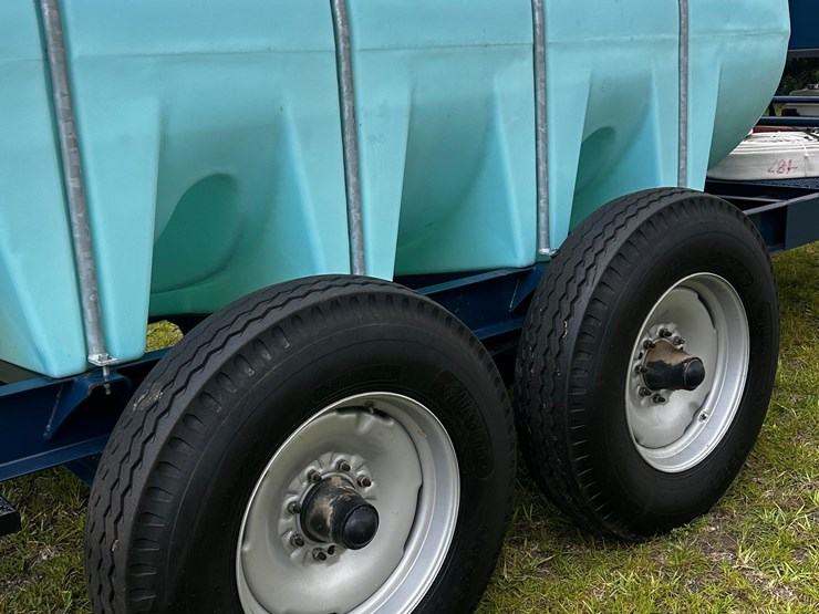 pristine-ag-spray-tanker-trailer-with-1610-gallon-tank-and-as300-pump-image-27
