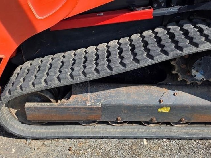 kubota-svl75-2-image-11