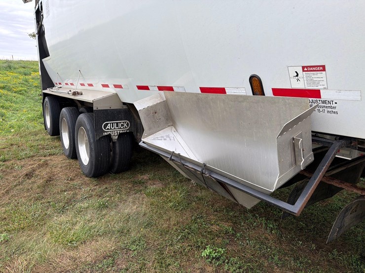 2019-aulick-48ft-semi-live-bottom-belt-trailer-image-32