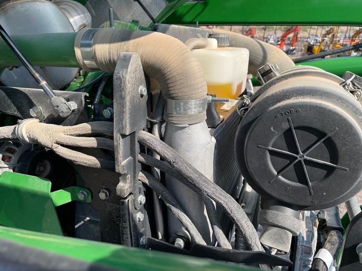 2022-john-deere-5055e-image-54