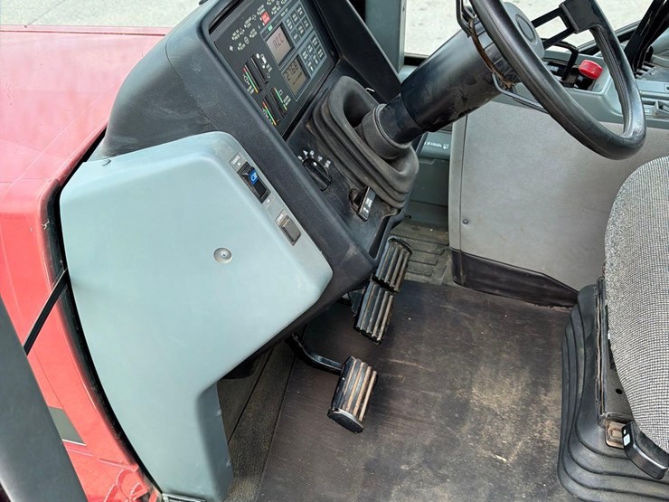 case-ih-7220-image-22
