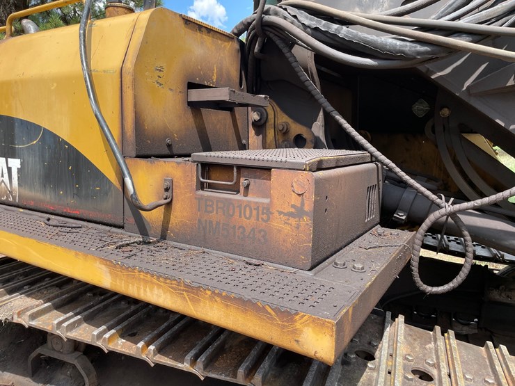 2005-caterpillar-320c-image-21