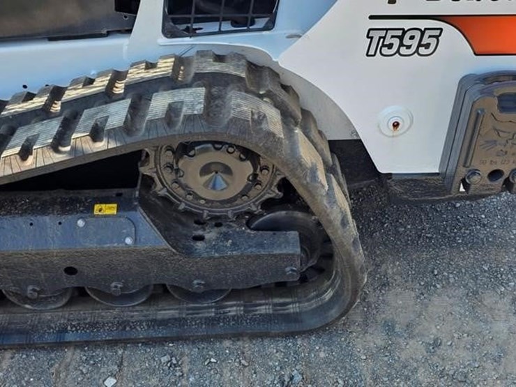 2019-bobcat-t595-image-24