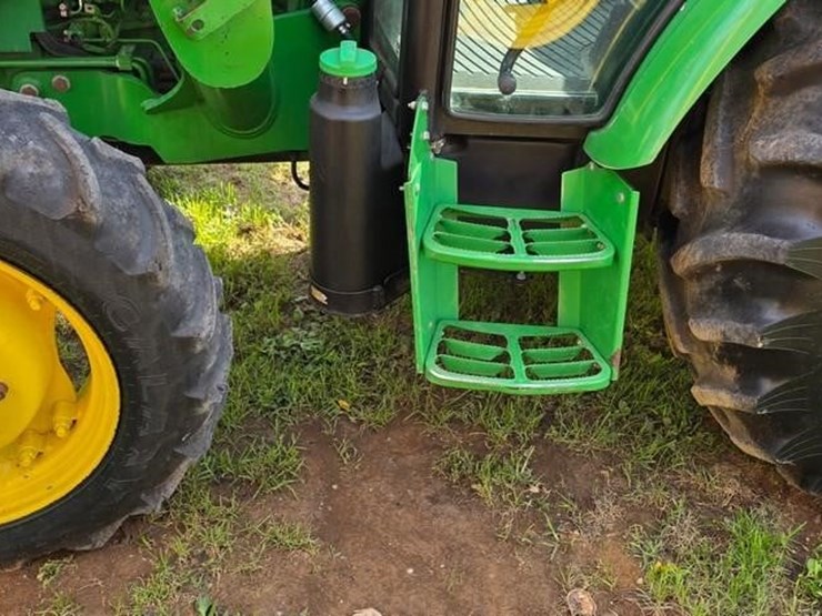 john-deere-5055e-image-12