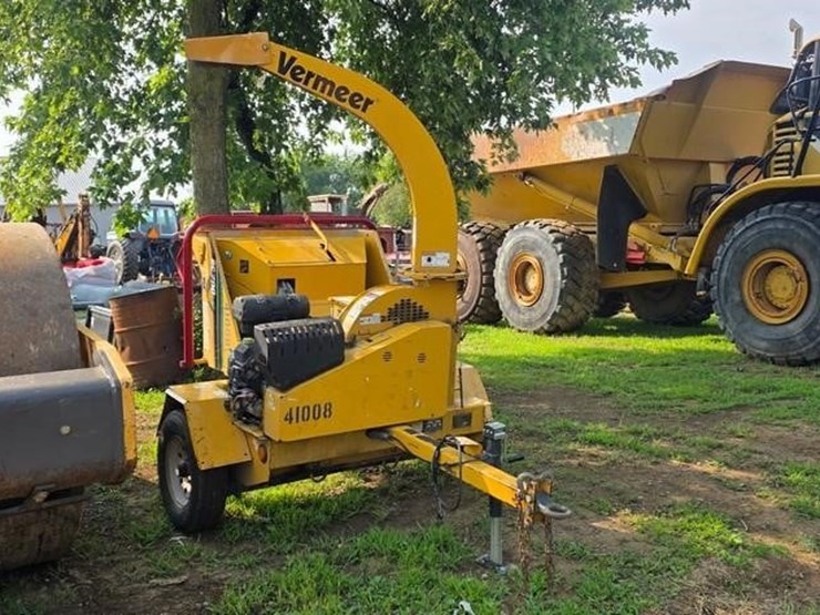 2016-vermeer-bc700xl-image-2