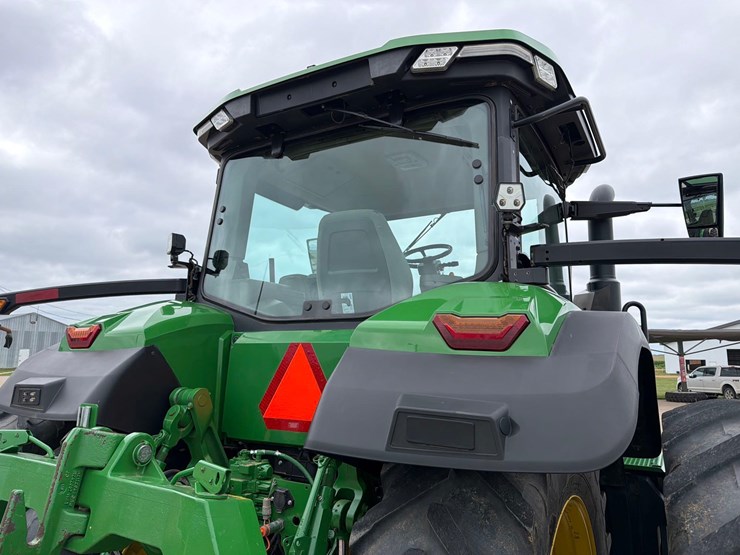 2022-john-deere-8r-280-image-17