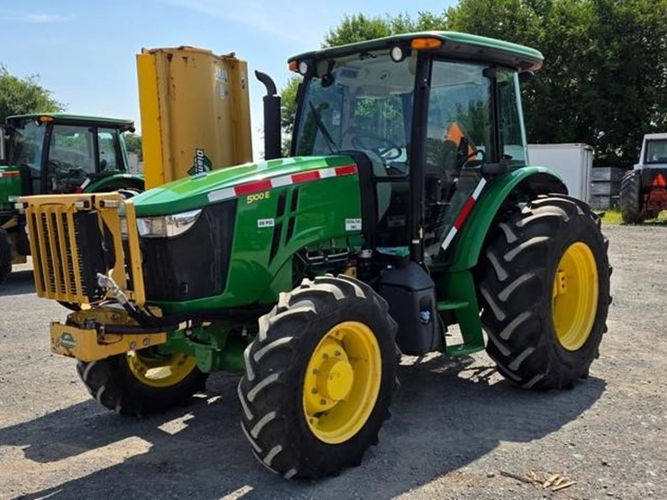 john-deere-5100e-image-1