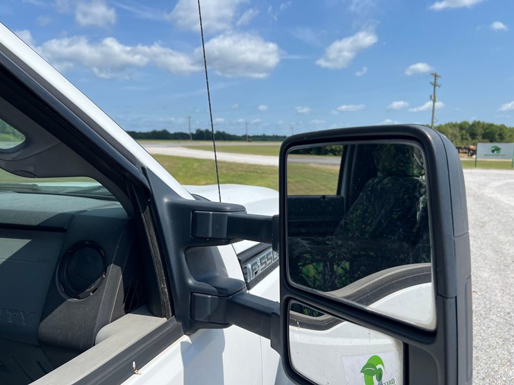 f-550-14'-flat-bed-image-30