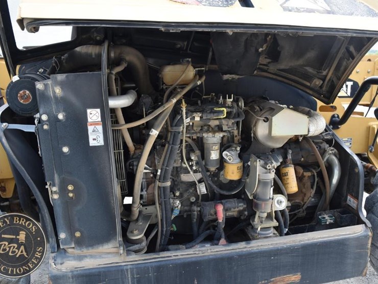 2014-caterpillar-th407c-image-37