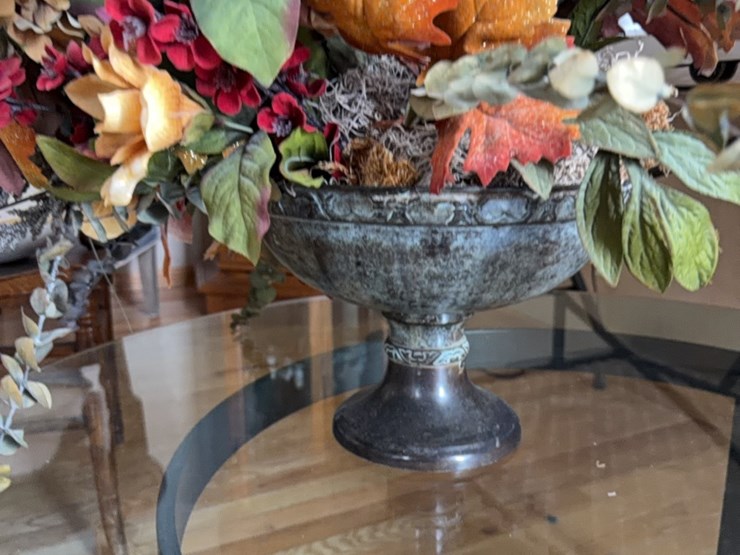 large,-artificial-flower-display-image-4