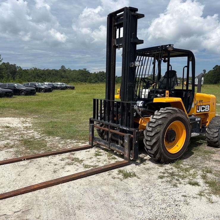 2020 JCB 930
