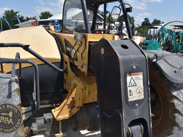 2014-caterpillar-th407c-image-22