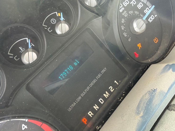 2010-ford-f350-image-54