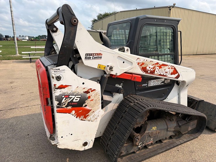 2021-bobcat-t76-image-21