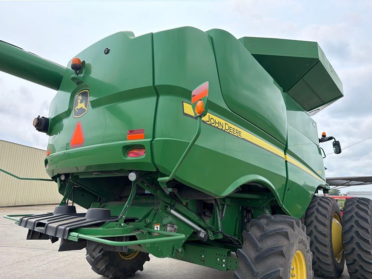 2012-john-deere-s680-image-30