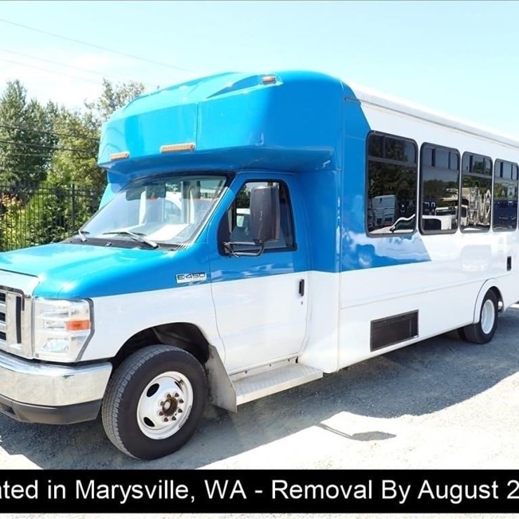 2019 FORD E450