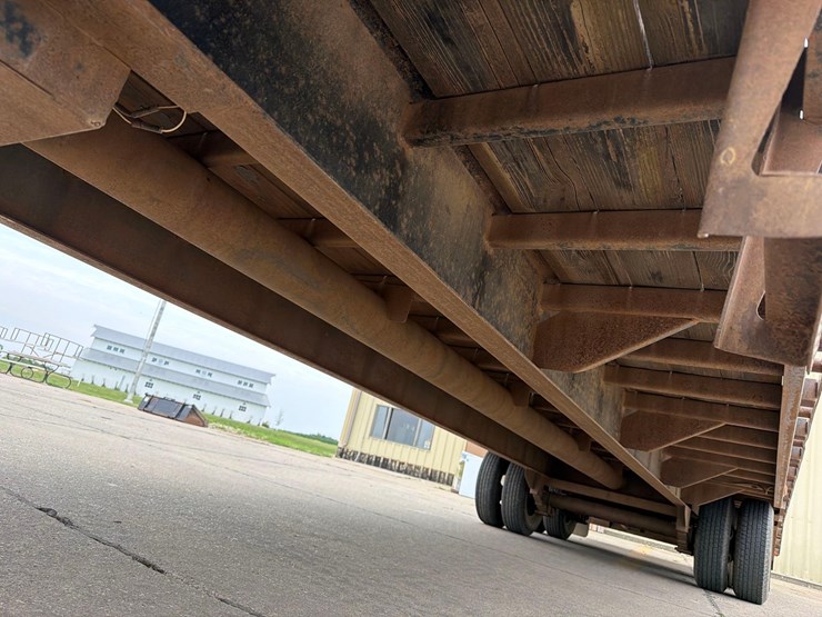 2013-big-tex-102”-x-30ft-gooseneck-flatbed-trailer-image-25