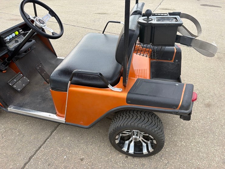 1987-ez-go-gas-golf-cart-image-7