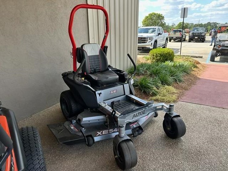 2023-altoz-xe540-lawn-mower-image-1