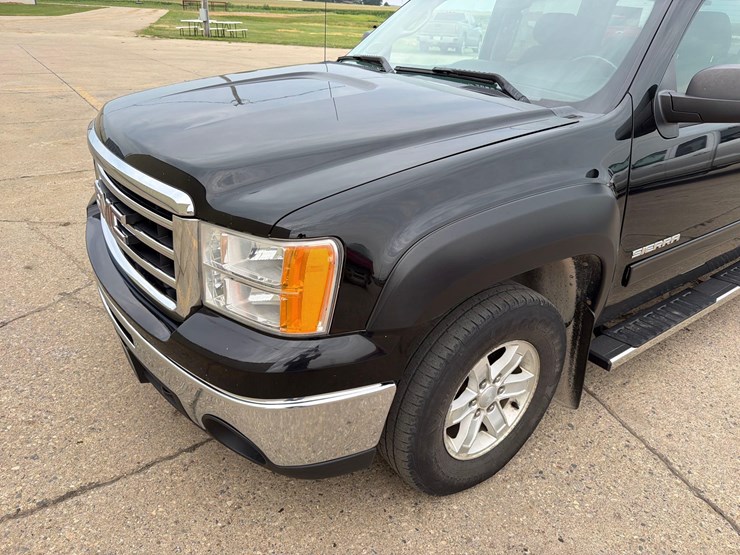 2012-gmc-sierra-1500-image-11