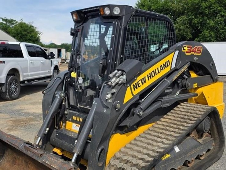 2022-new-holland-c345-image-35