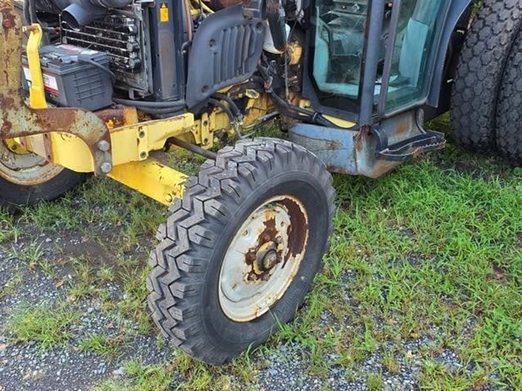 new-holland-tn65d-image-6
