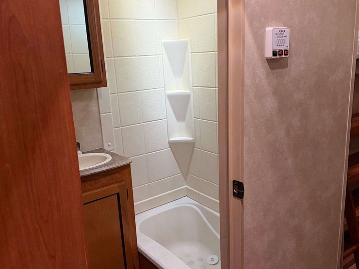 2011-coachmen-292bhds-camper-image-38