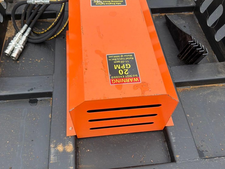 pabreak-skidloader-72”-whirly-mower-image-6