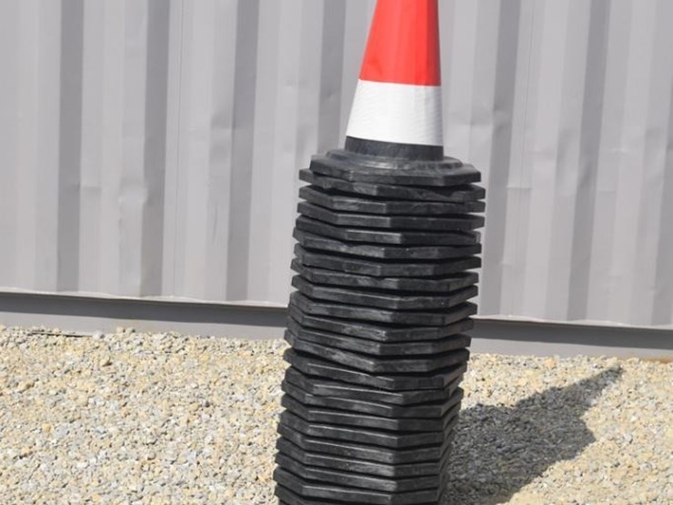 safety-cones-48549-image-1