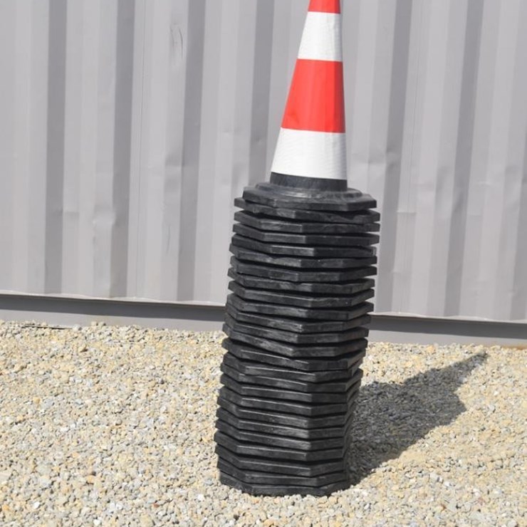 SAFETY CONES 48549