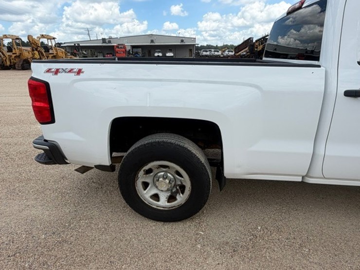 2014-chevrolet-1500-image-21