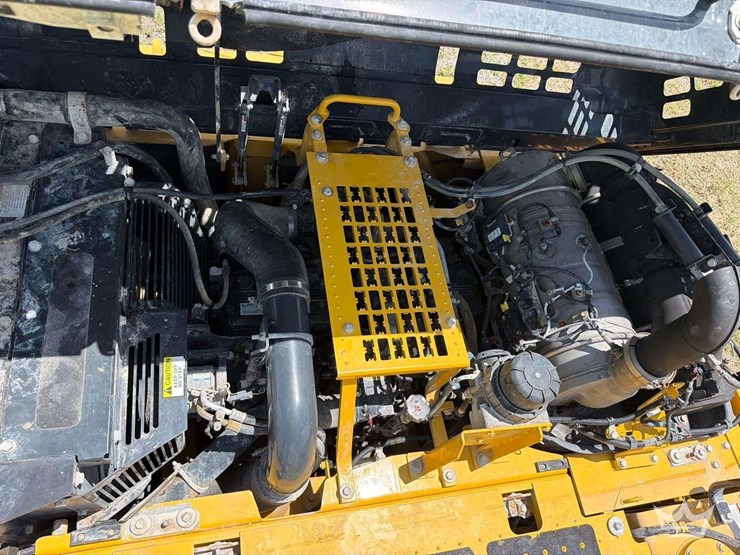 2020-komatsu-pc360-lc-11-image-15