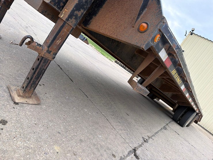 2013-big-tex-102”-x-30ft-gooseneck-flatbed-trailer-image-15