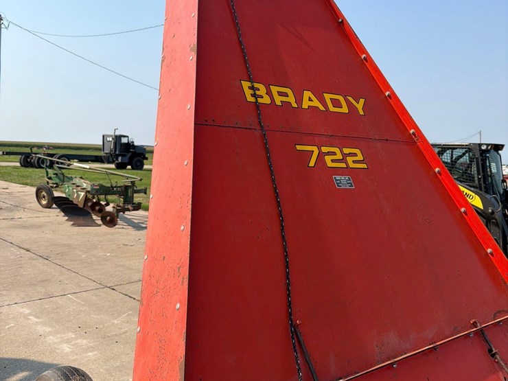 brady-722-image-8