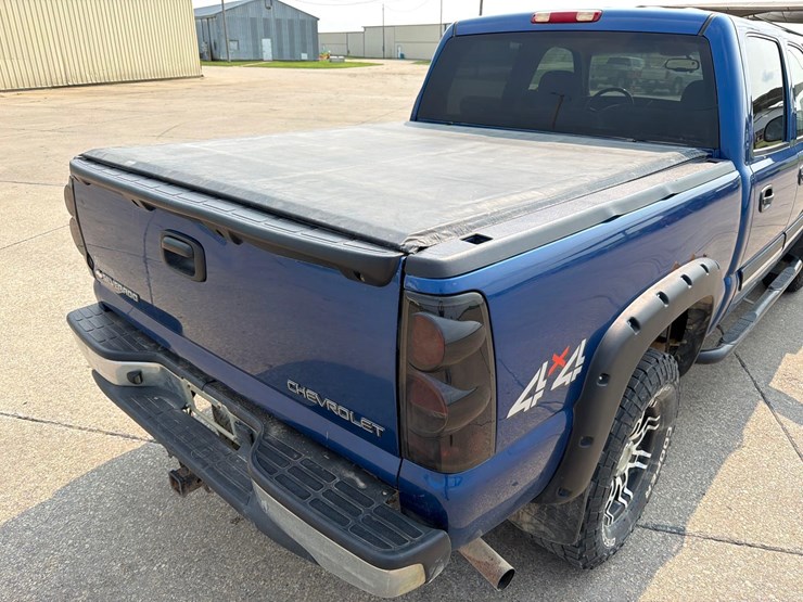 2004-chevrolet-silverado-1500-image-24
