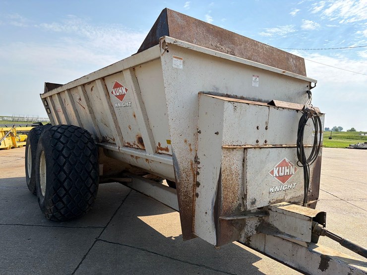 kuhn-knight-8140-image-17